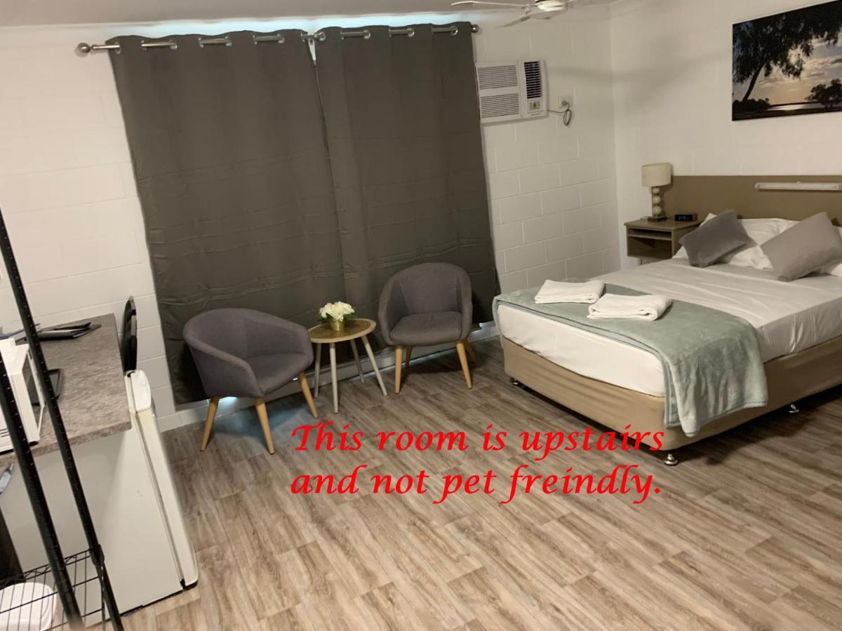 Spanish Lace Motor Inn Townsville Ngoại thất bức ảnh