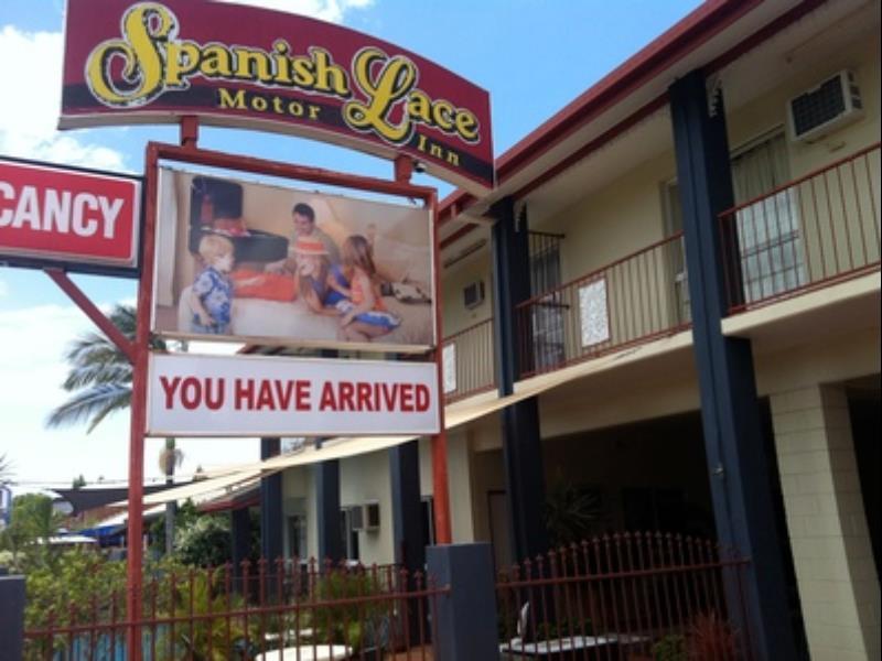 Spanish Lace Motor Inn Townsville Ngoại thất bức ảnh